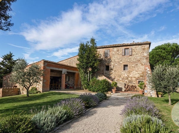 Sinalunga, Tuscany 53048