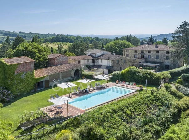 Anghiari, Tuscany 52031