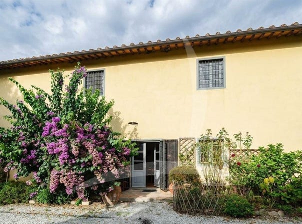 Vecchiano, Tuscany 56019