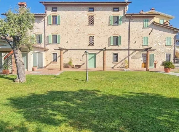 Strettoia, Tuscany 55045