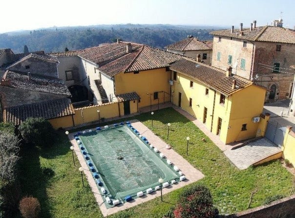 Marti, Tuscany 56020