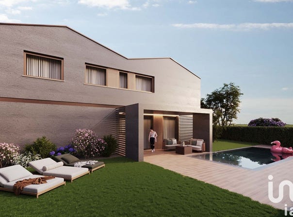 Cassina Rizzardi, Lombardy 22070