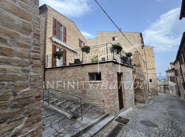 Montelparo, Marche 63853