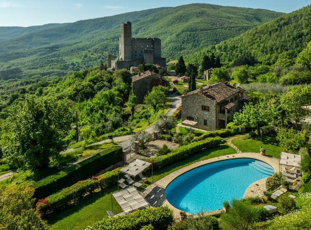 Cortona, Tuscany 52044