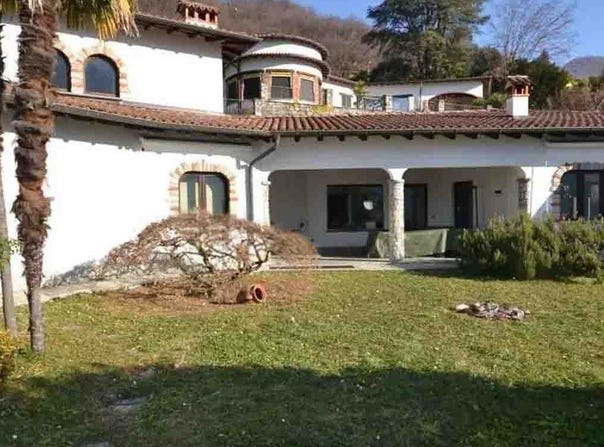 Carlazzo, Lombardy 22010