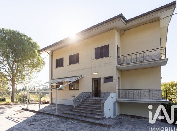 Jesi, Marche 60035