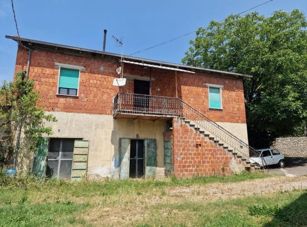 Lucignano, Tuscany 52046
