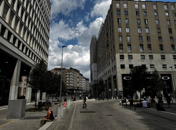 Milan, Lombardy 20121
