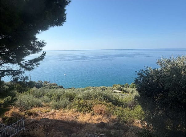 Cipressa, Liguria 18017