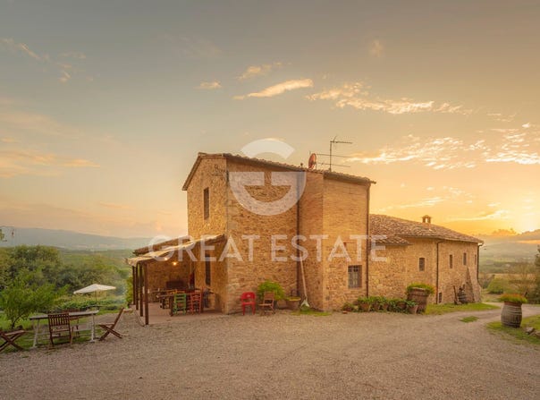 Colle di Val d'Elsa, Tuscany 53034