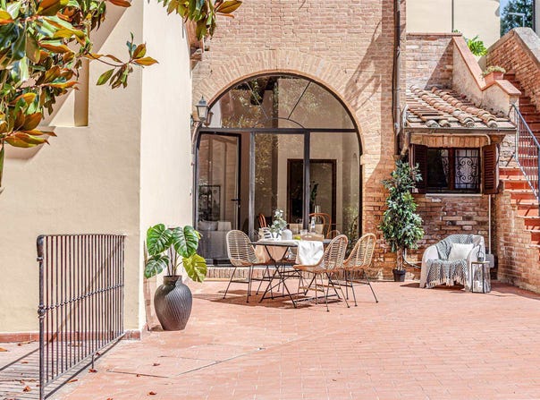 Siena, Tuscany 53100