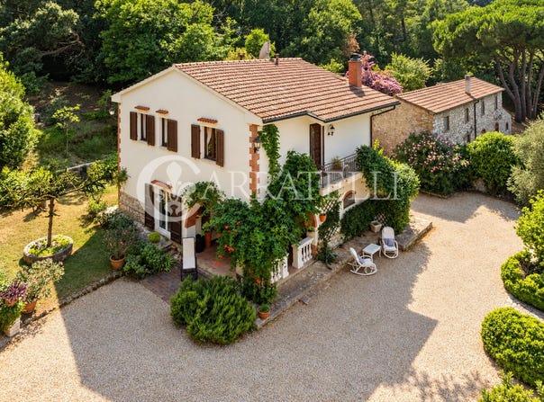 Campiglia Marittima, Tuscany 57021
