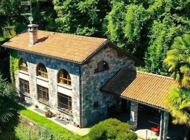 Lesa, The Piedmont 28040