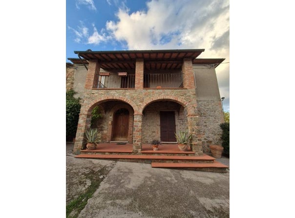 Lucignano, Tuscany 52046