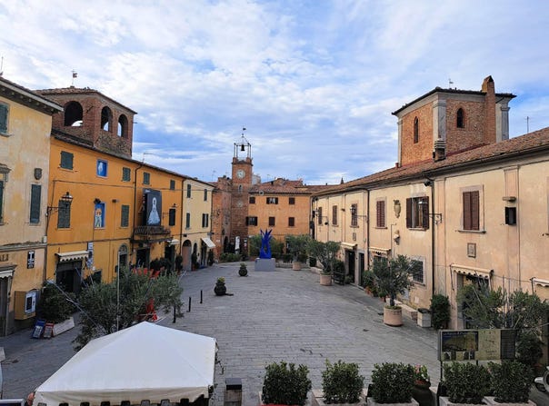 Lajatico, Tuscany 56030
