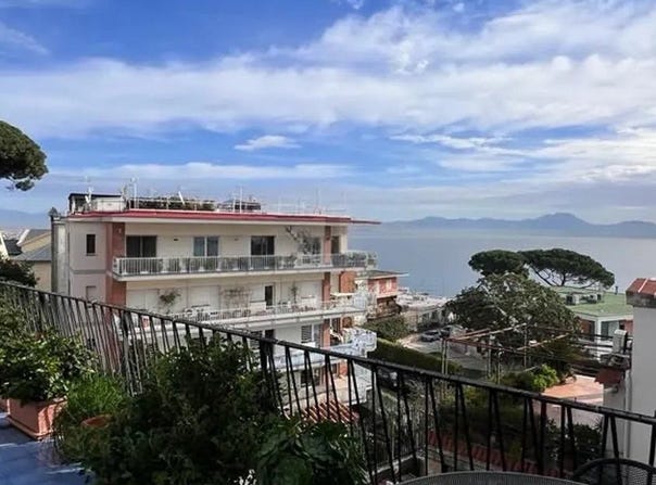 Naples, Campania 80122