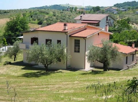 Pescara, Abruzzo 65010