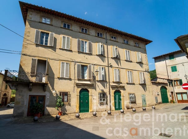 Castel San Niccolò, Tuscany 52018
