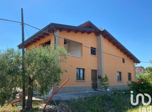 Controguerra, Abruzzo 64010