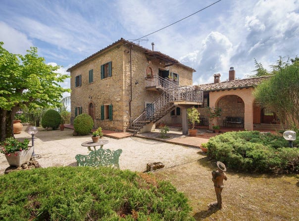 Volterra, Tuscany 56048