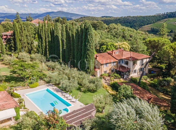Arezzo, Tuscany 52100