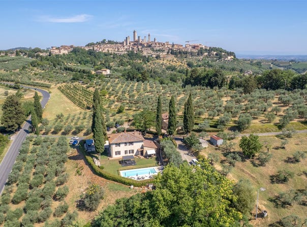 San Gimignano, Tuscany 53030