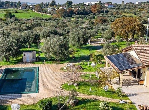 Cozzana, Apulia 70043