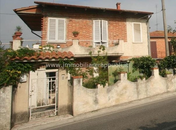 Guazzino, Tuscany 53048