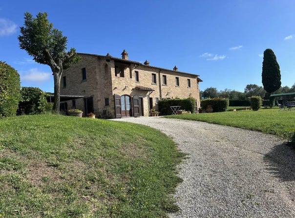 Cortona, Tuscany 52044