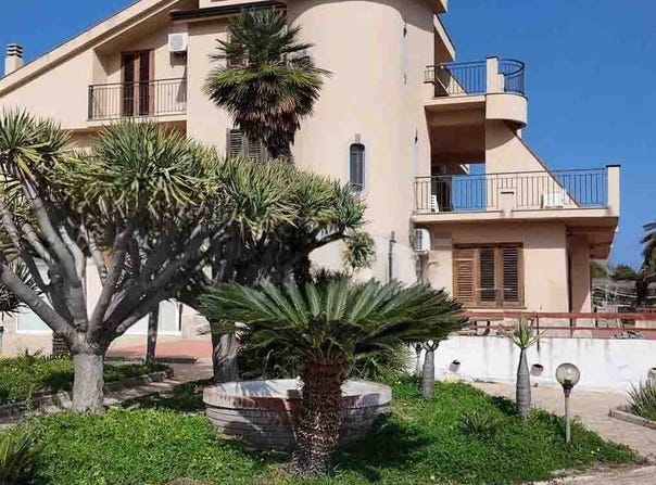 Capo d'Orlando, Sicily 98071