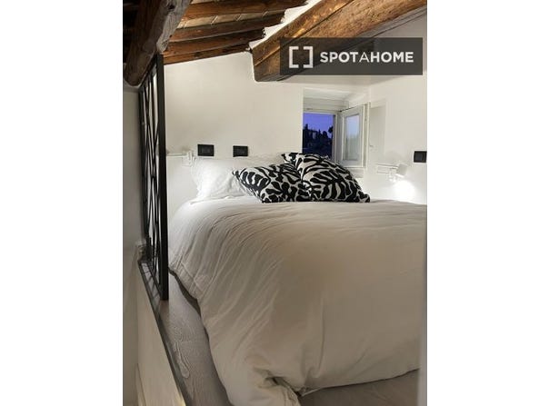 florence, Tuscany 50124
