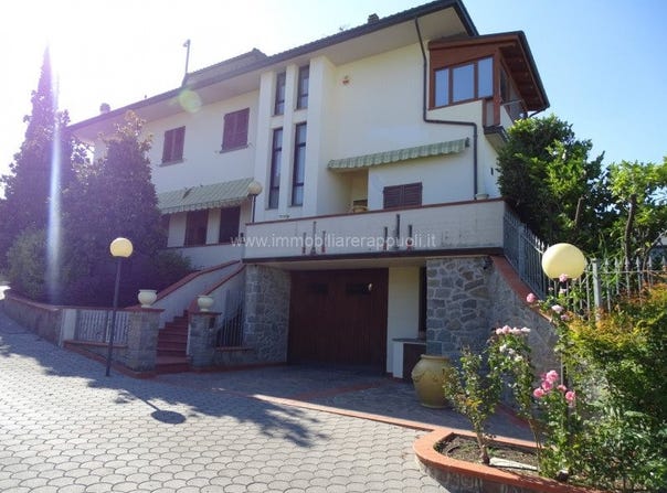 Bettolle, Tuscany 53048