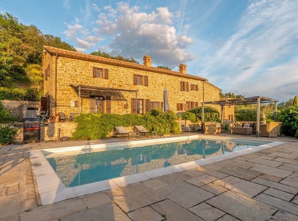 Cortona, Tuscany 52044