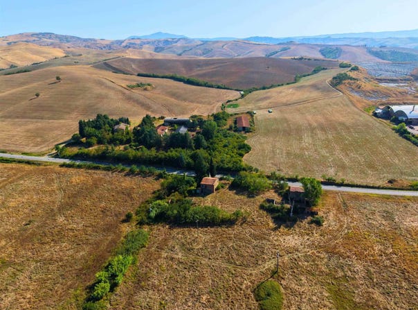 Siena, Tuscany 53100