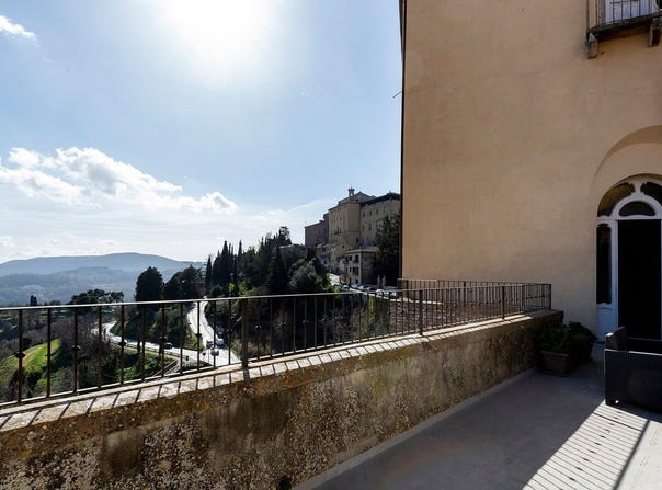 Montepulciano, Tuscany 53045