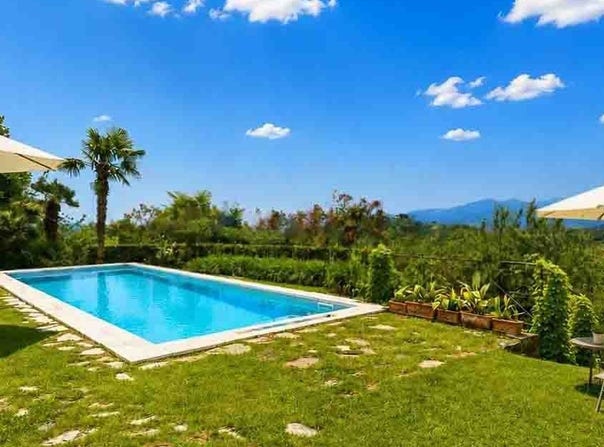 Lucca, Tuscany 55100