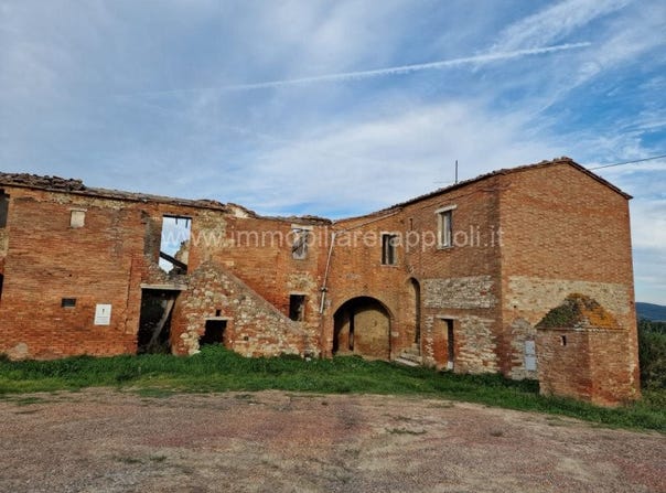 Asciano, Tuscany 53041