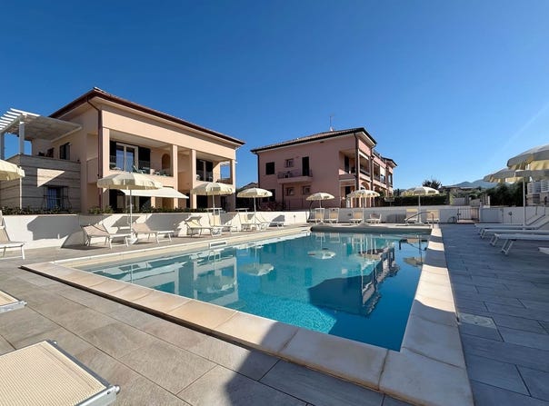 San Vincenzo, Tuscany 57027