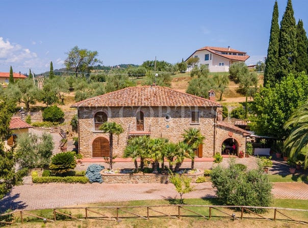 Arezzo, Tuscany 52100