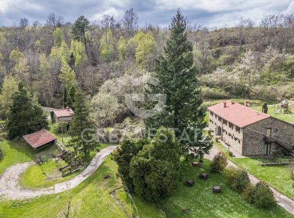 Castelfranco di Sopra, Tuscany 52020