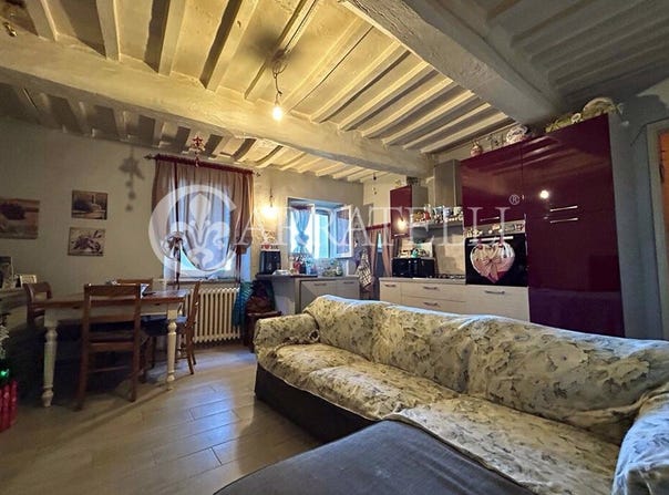 Cetona, Tuscany 53040
