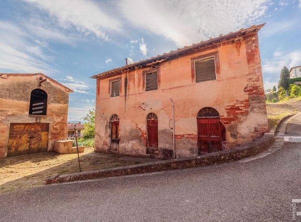 Palaia, Tuscany 56036