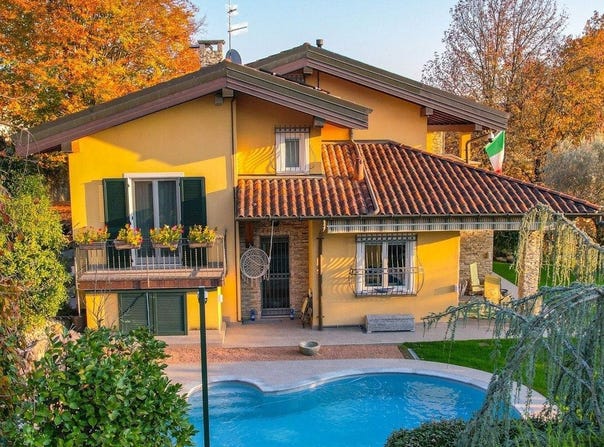 Besozzo, Lombardy 21023