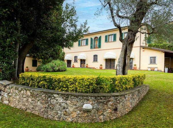 Pietrasanta, Tuscany 55045