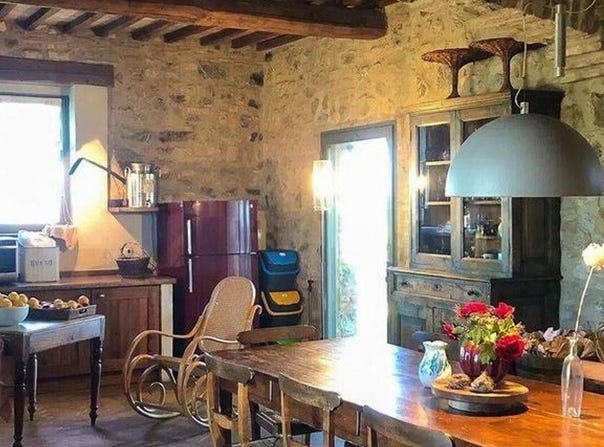 Montalcino, Tuscany 53024