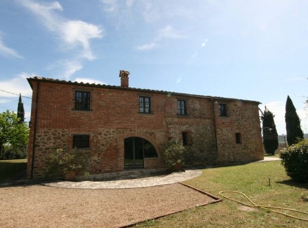 Lucignano, Tuscany 52046