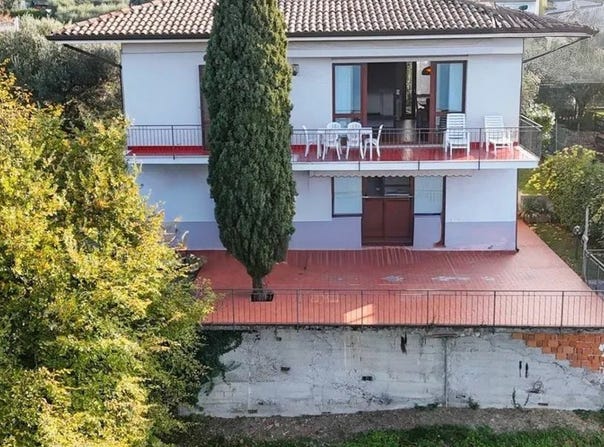 Torri del Benaco, Venice 37010