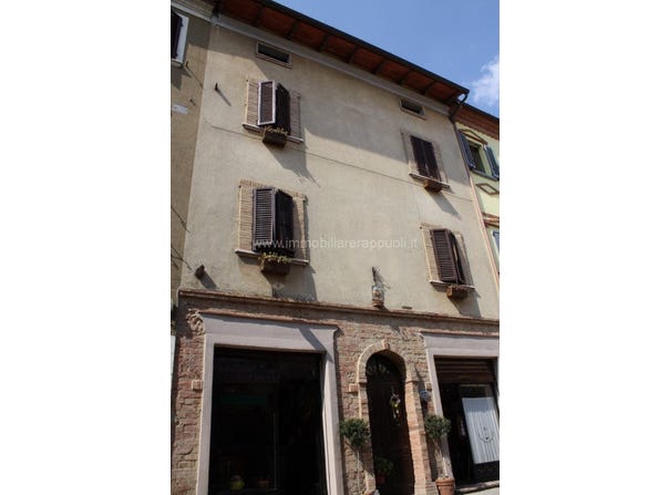 Bettolle, Tuscany 53048