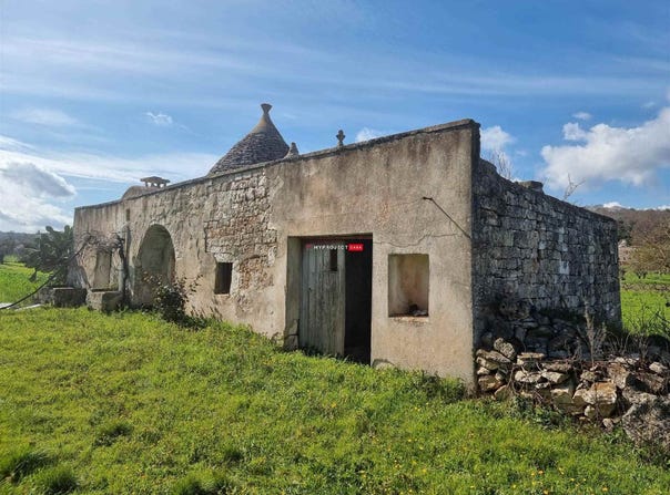 Ceglie Messapica, Apulia 72013