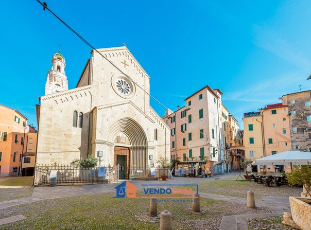 17 Via Bezzecca, Sanremo, Lombardy 20135